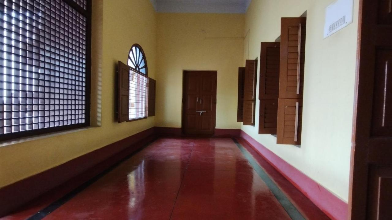 Bequest In Hotel Puri
