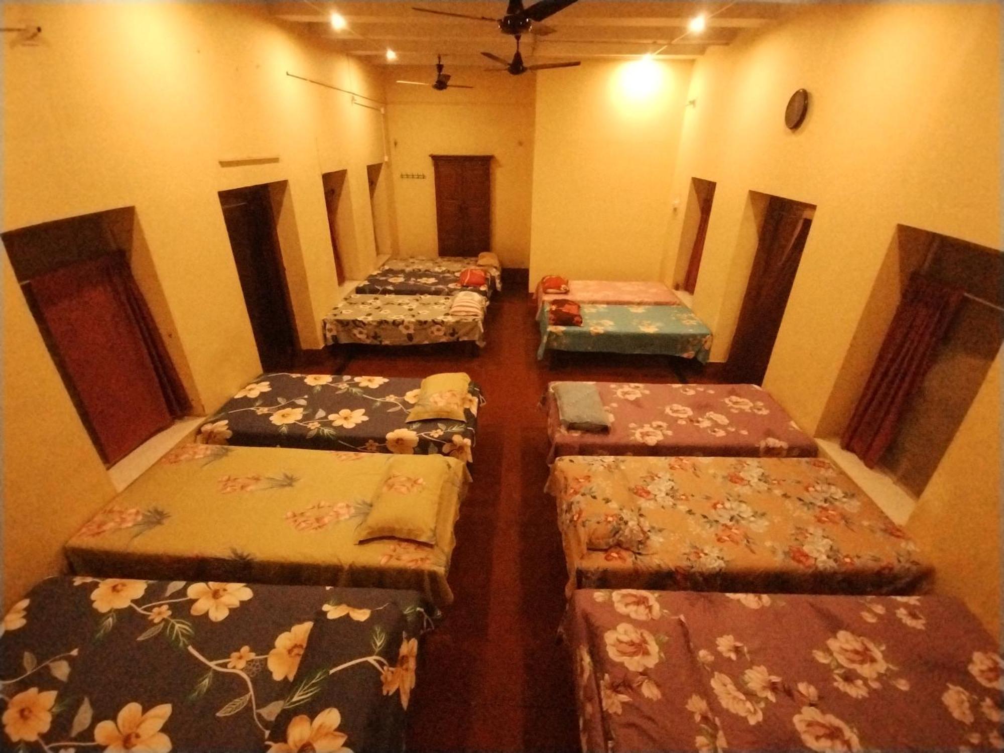 Bequest In Hotel 2*
