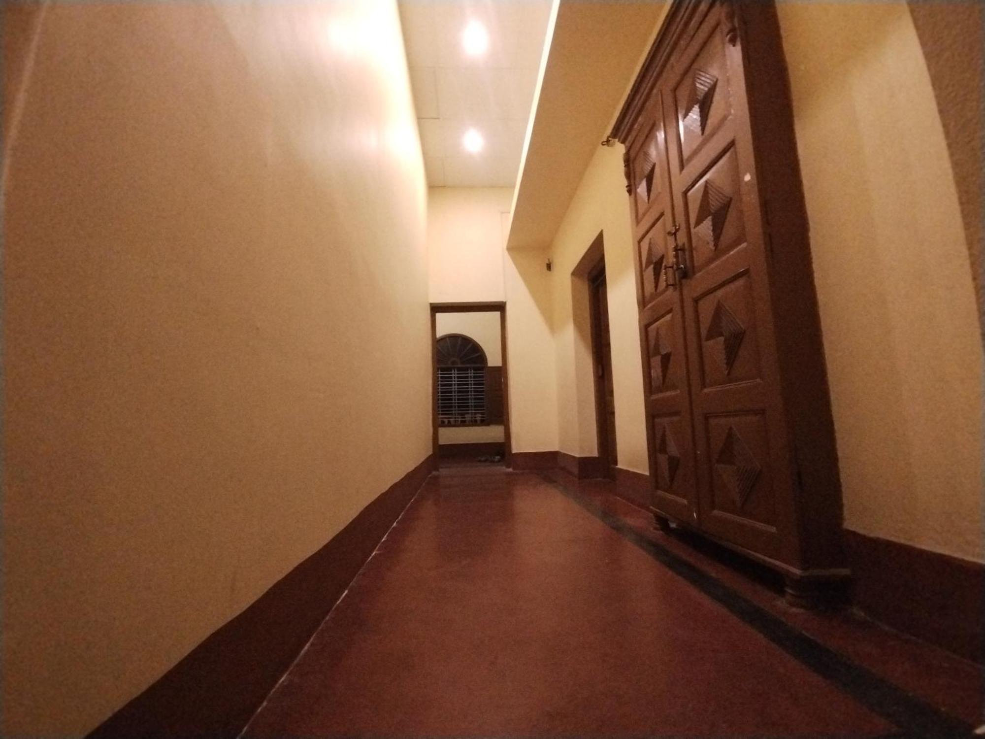 Bequest In Hotel Puri